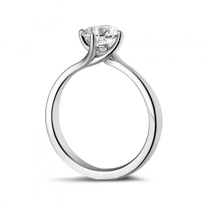 0.70 quilates anillo solitario diamante de oro blanco 