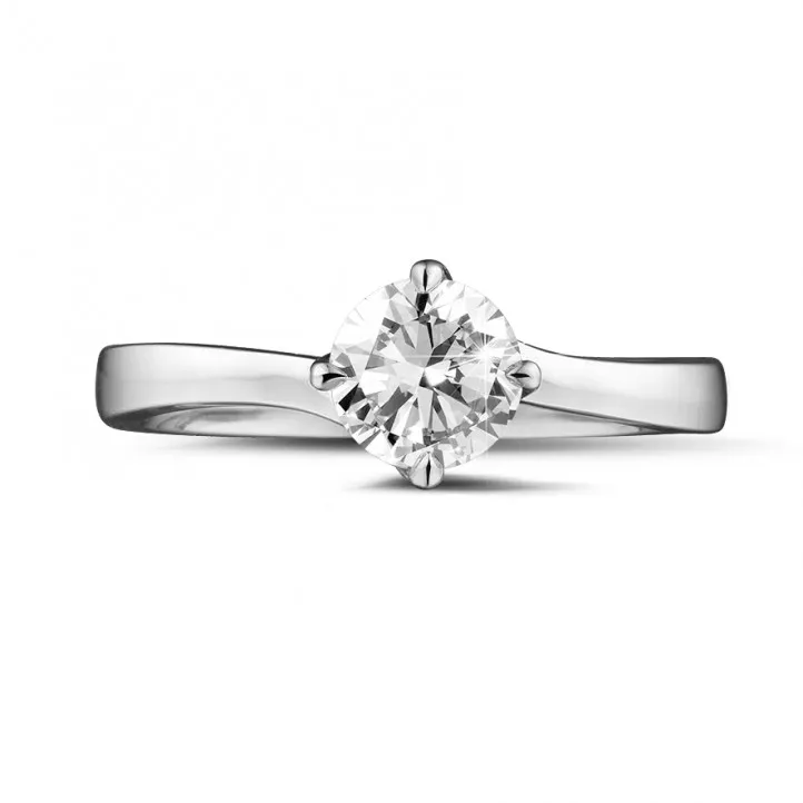 0.70 quilates anillo solitario diamante de oro blanco 