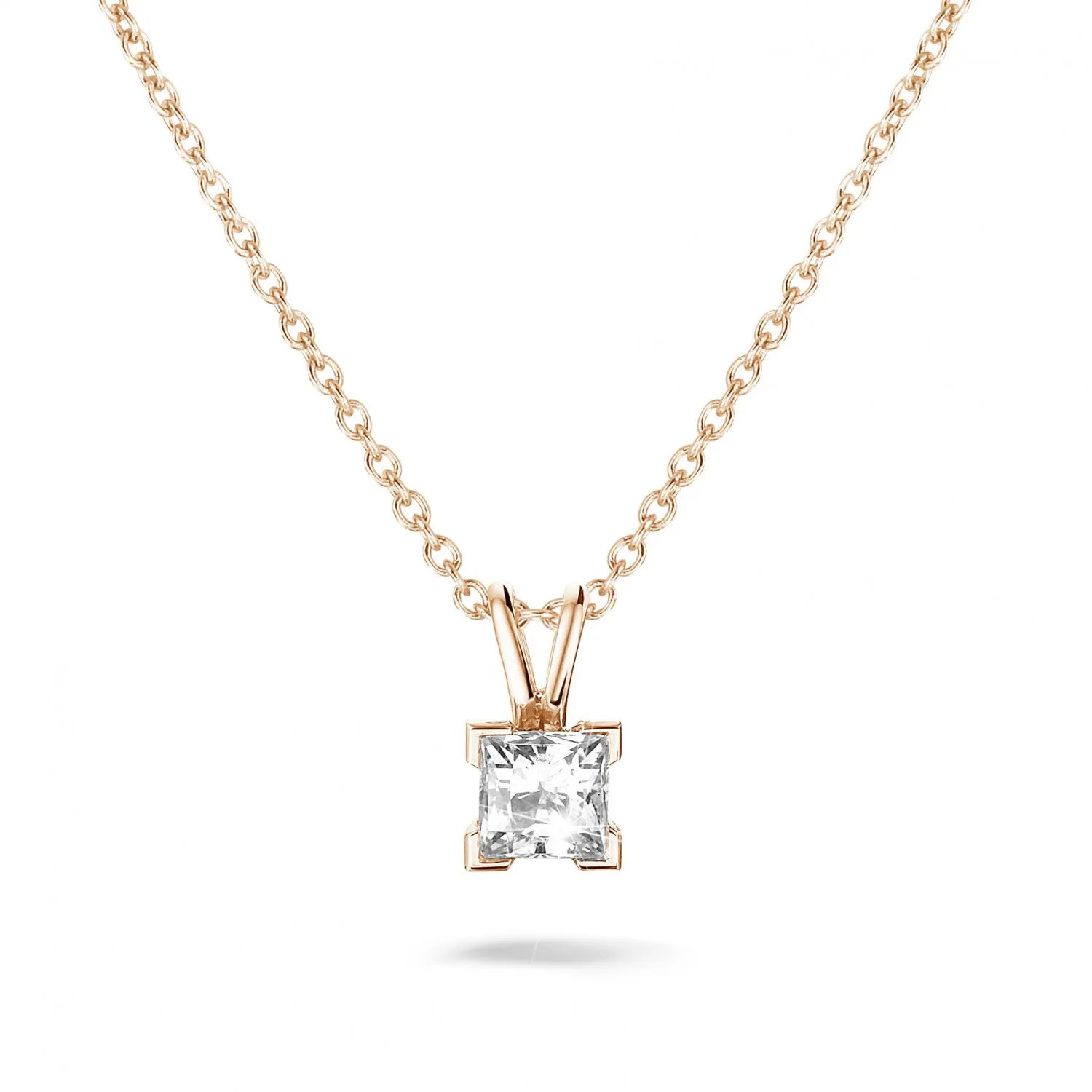 0.70 quilates colgante solitario en oro rojo con diamante talla princesa 