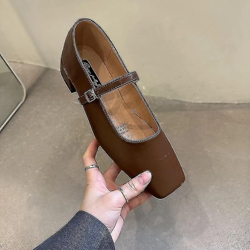 2023 Nueva minoría francesa Zapatos de cuero plateado Pie Muelle Tacón bajo Tacón grueso Boca poco profunda Mary Jane Pumps Muje