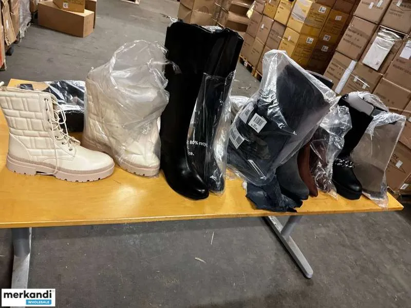5.50 € POR PAR, ZAPATOS MIX OTOñOINVIERNO, STOCK RESTANTE, VAJILLA A, CARTóN MIXTO, MUJER, HOMBRE, ZAPATOS DE MARCA, STOCK REST
