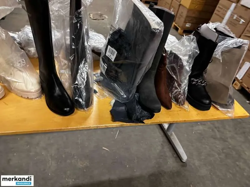 5.50 € POR PAR, ZAPATOS MIX OTOñOINVIERNO, STOCK RESTANTE, ZAPATOS DE MARCA, VAJILLA A, CARTóN MIXTO, MUJER, HOMBRE, VENTA AL P