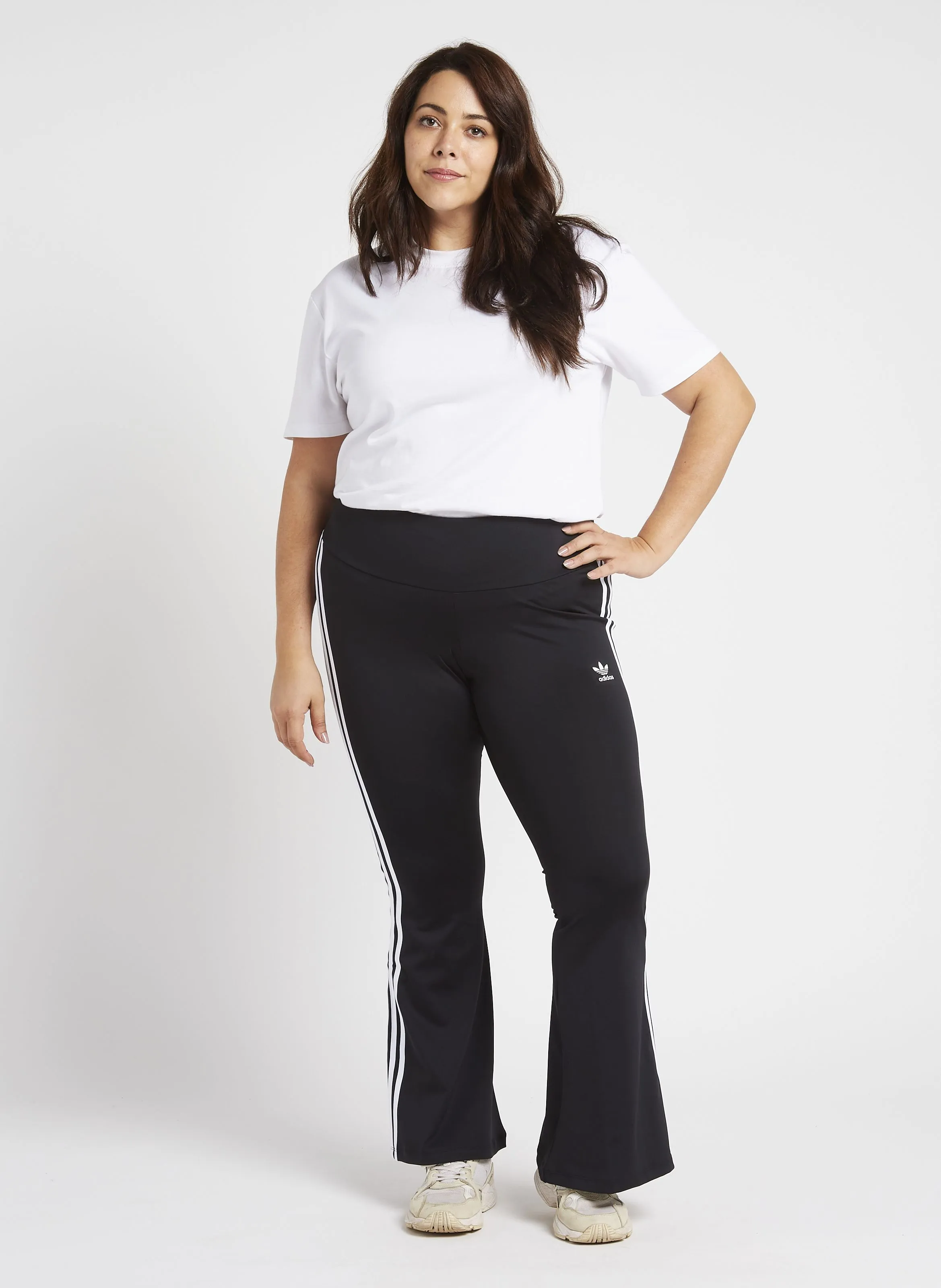 ADIDAS Leggin evasé de mezcla de fibras recicladas en negro