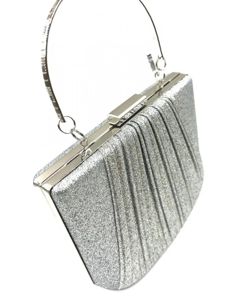 BOLSOS DE FIESTA PLATEADOS CON ASA RIGIDA ESTILO VINTAGE PARA UN LOOK ELEGANTE EN BODAS