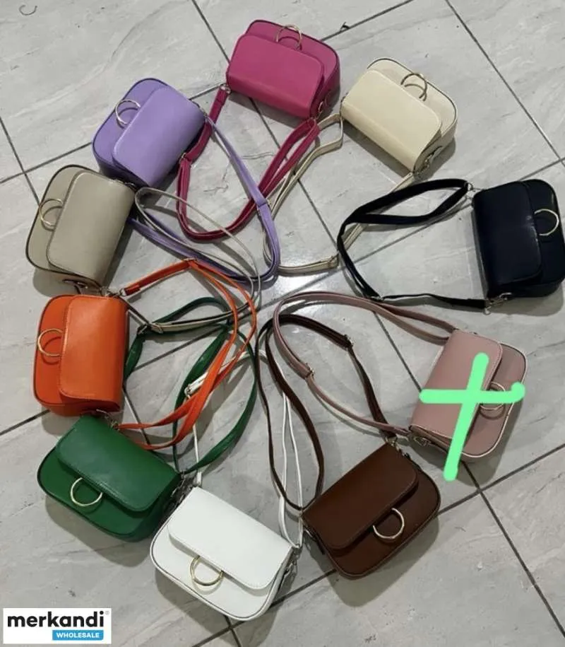 Bolsos de mujer de buena calidad disponibles en Turquía para la venta al por mayor a precios asequibles.