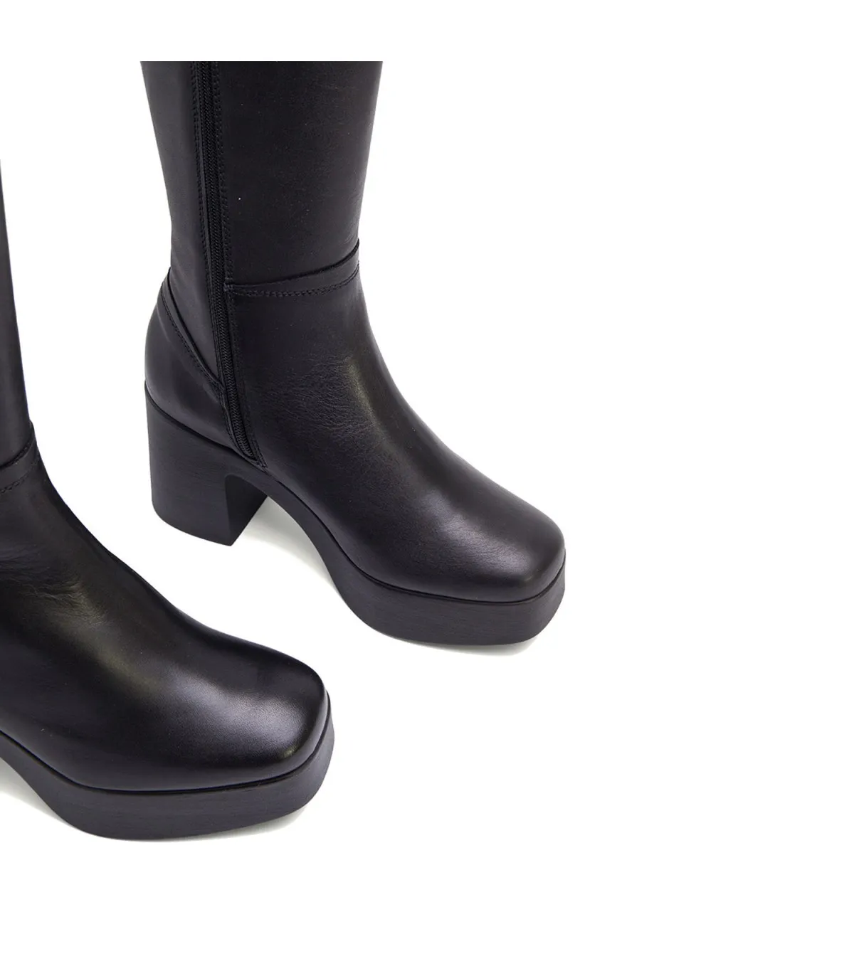 BOTAS DE TACÓN NEGRO CON CREMALLERA LEA