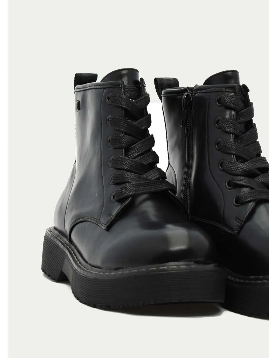 BOTAS Y BOTINES MUSTANG KIDS 48088 NEGRO 