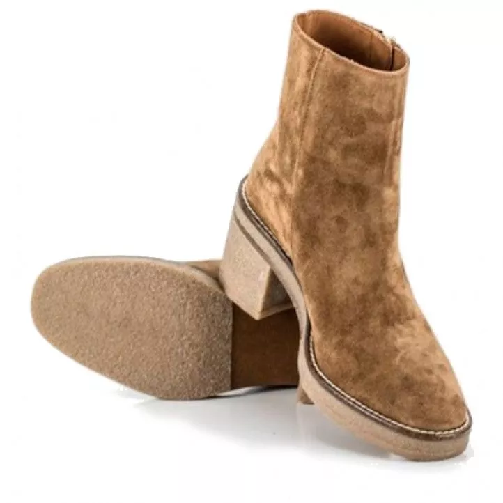 Botines tacón Alpe marrones con tacón y cremallera lateral tapada