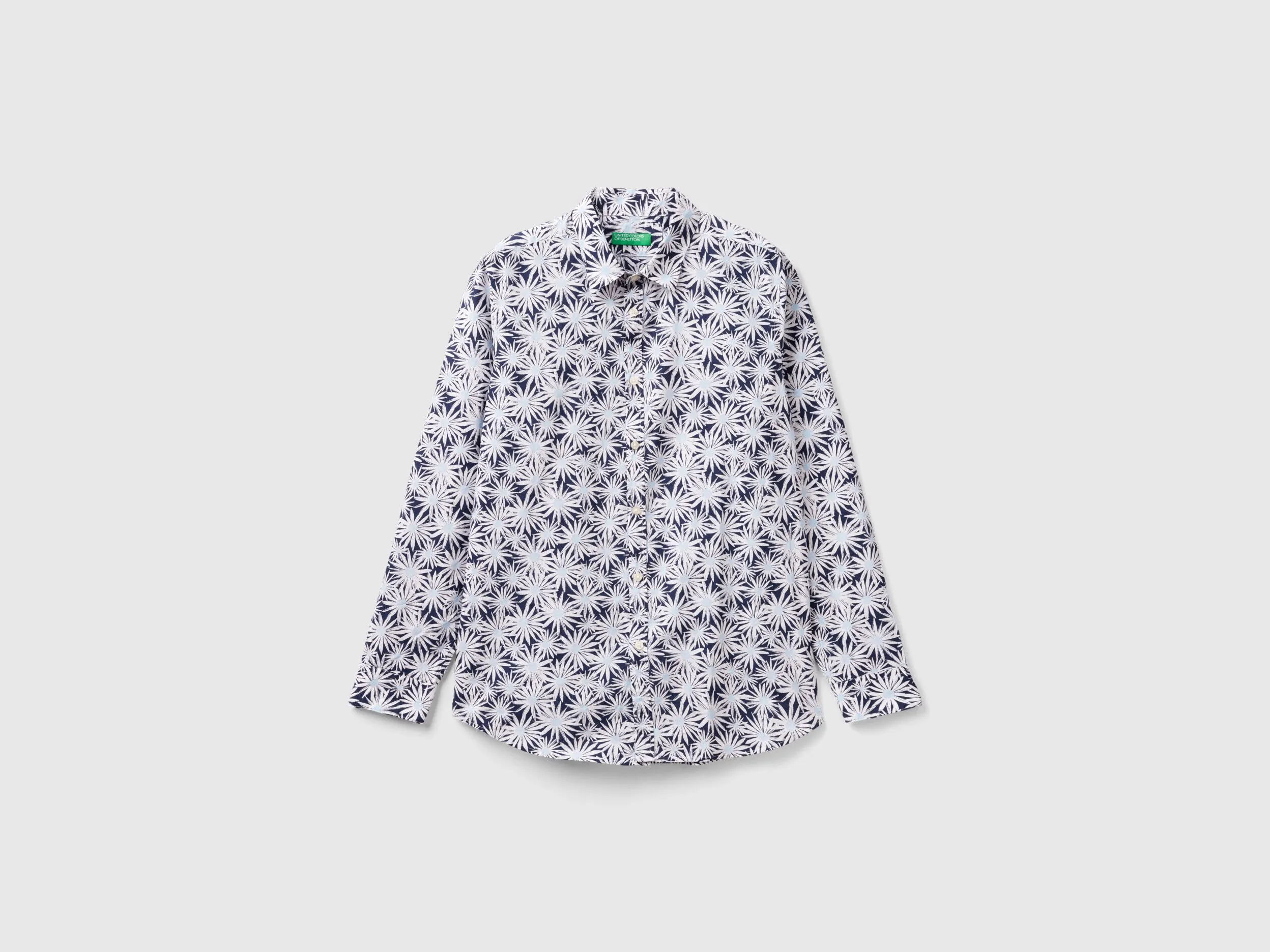 Camisa de flores de corte ceñido