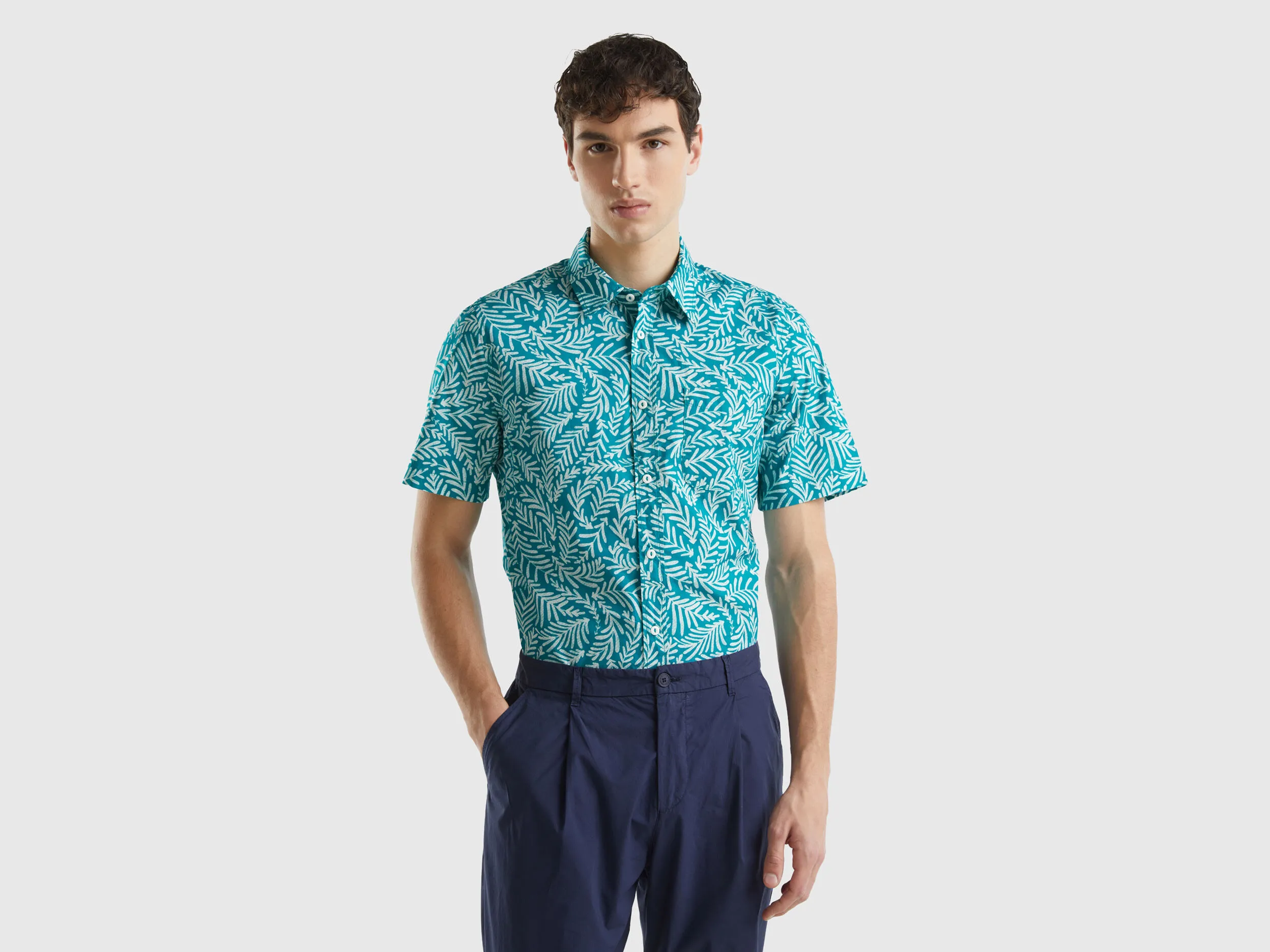 Camisa estampada de manga corta
