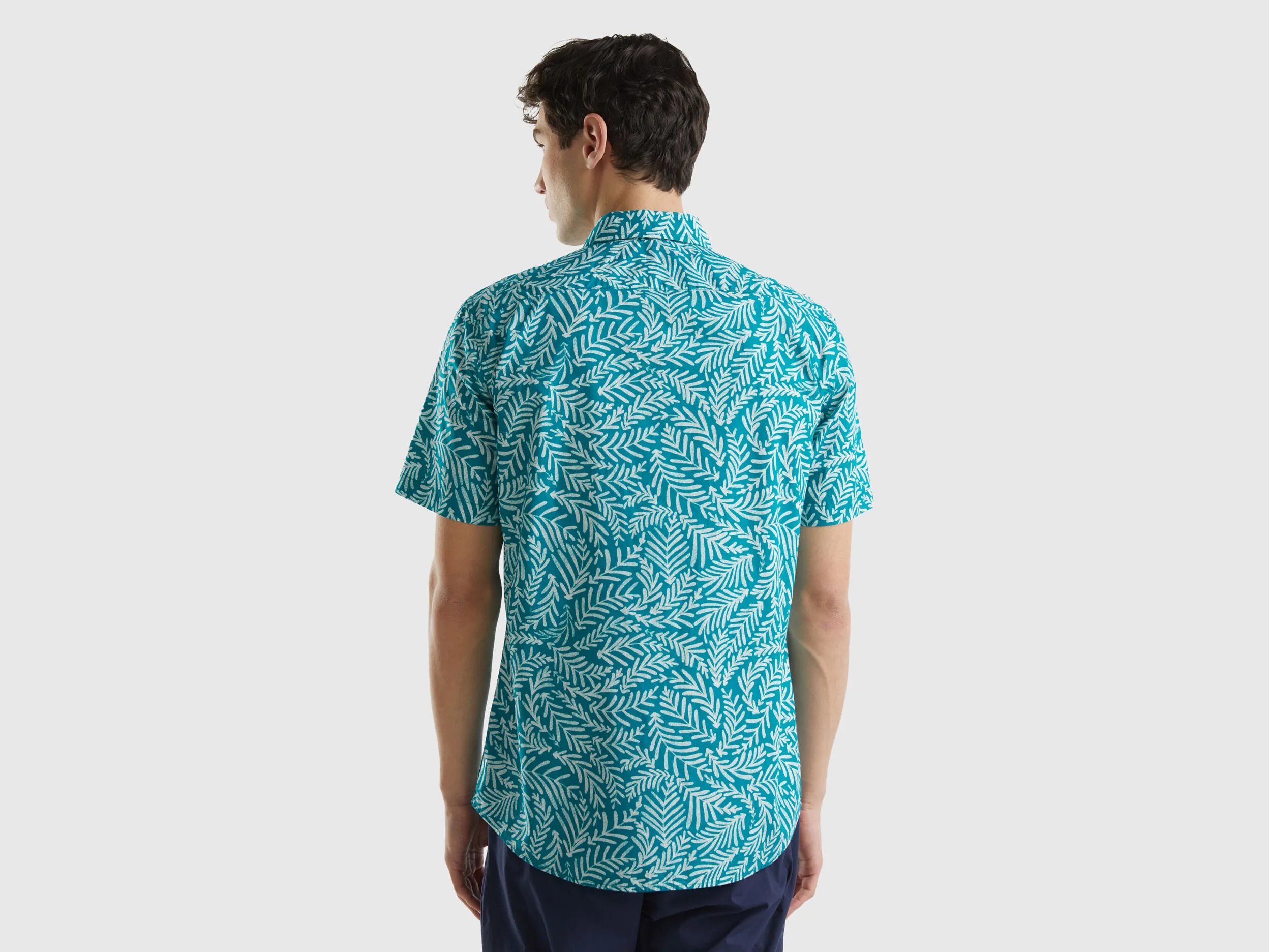 Camisa estampada de manga corta