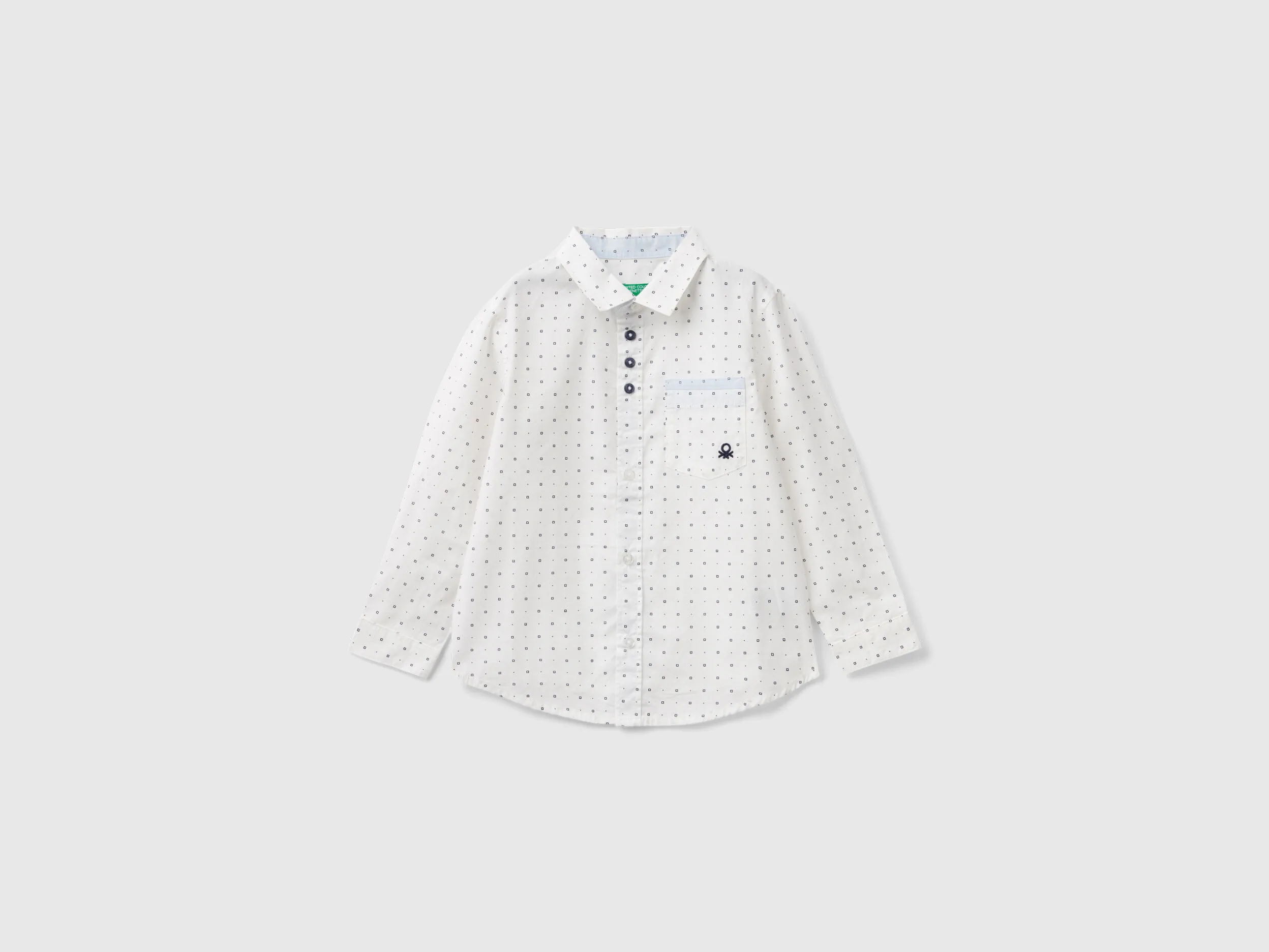 Camisa microestampada con bolsillo