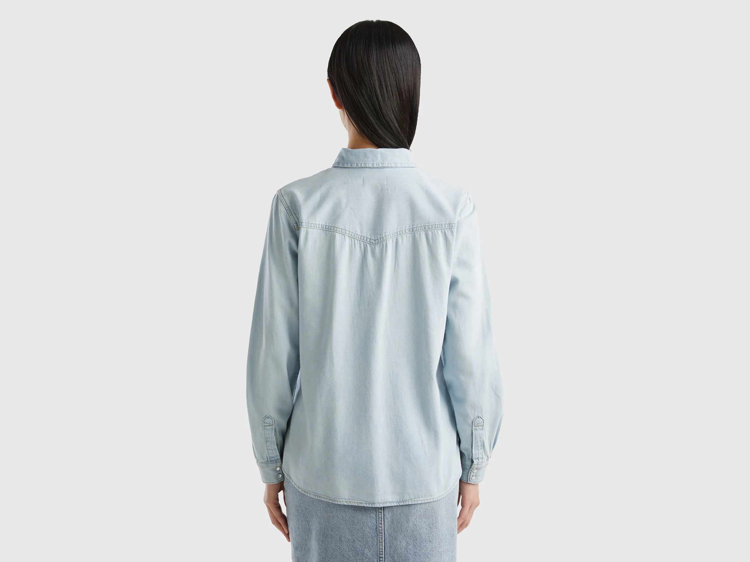 Camisa vaquera de estilo western