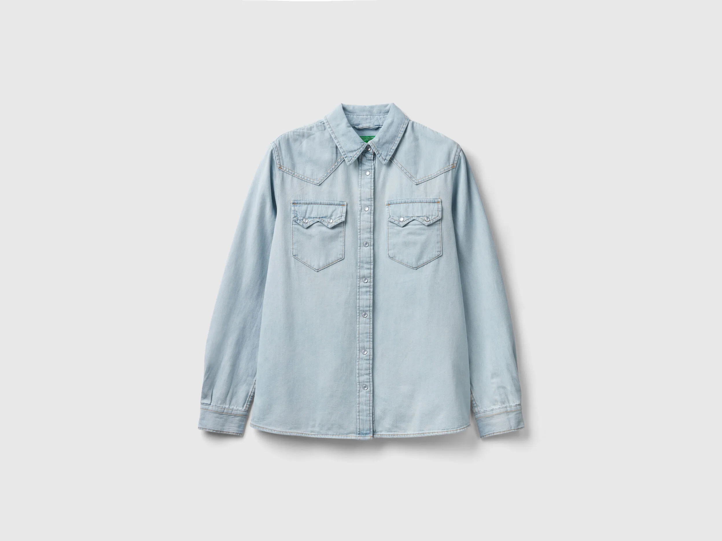Camisa vaquera de estilo western