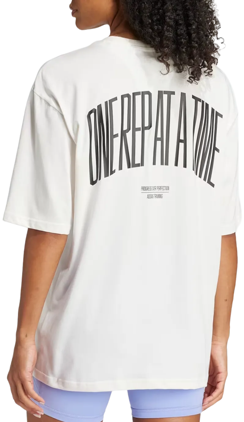 Camiseta adidas Strength Graphic