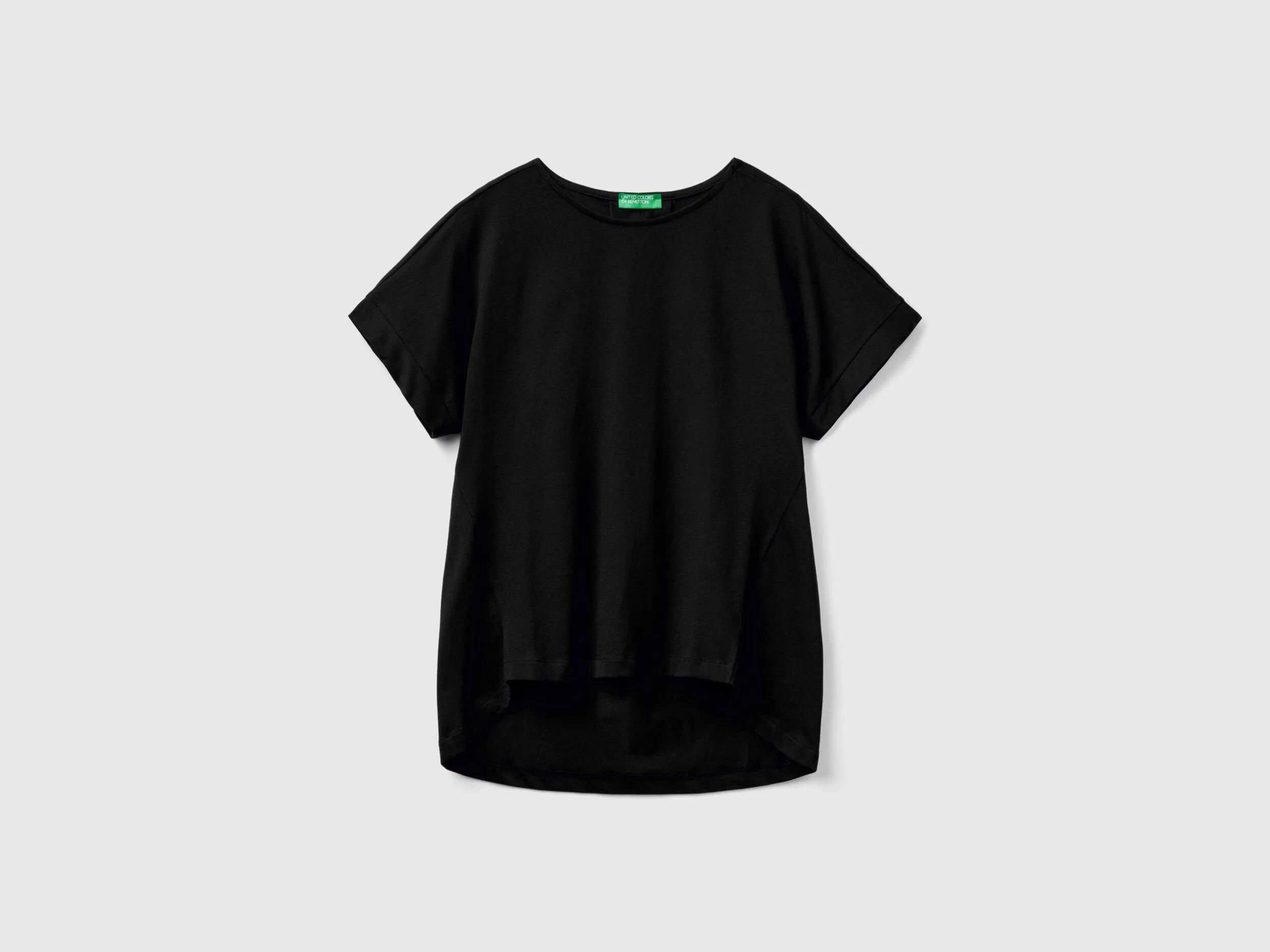 Camiseta con mangas kimono
