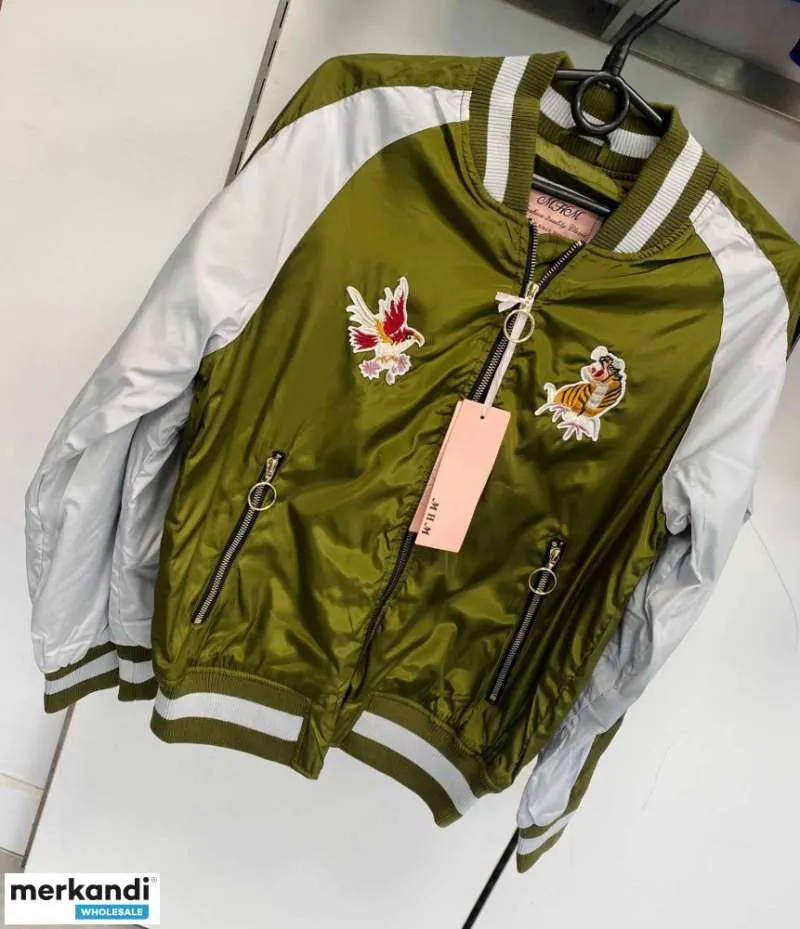 Chaqueta bomber para mujer: ¡un éxito de primavera! Parches Juveniles Femeninos