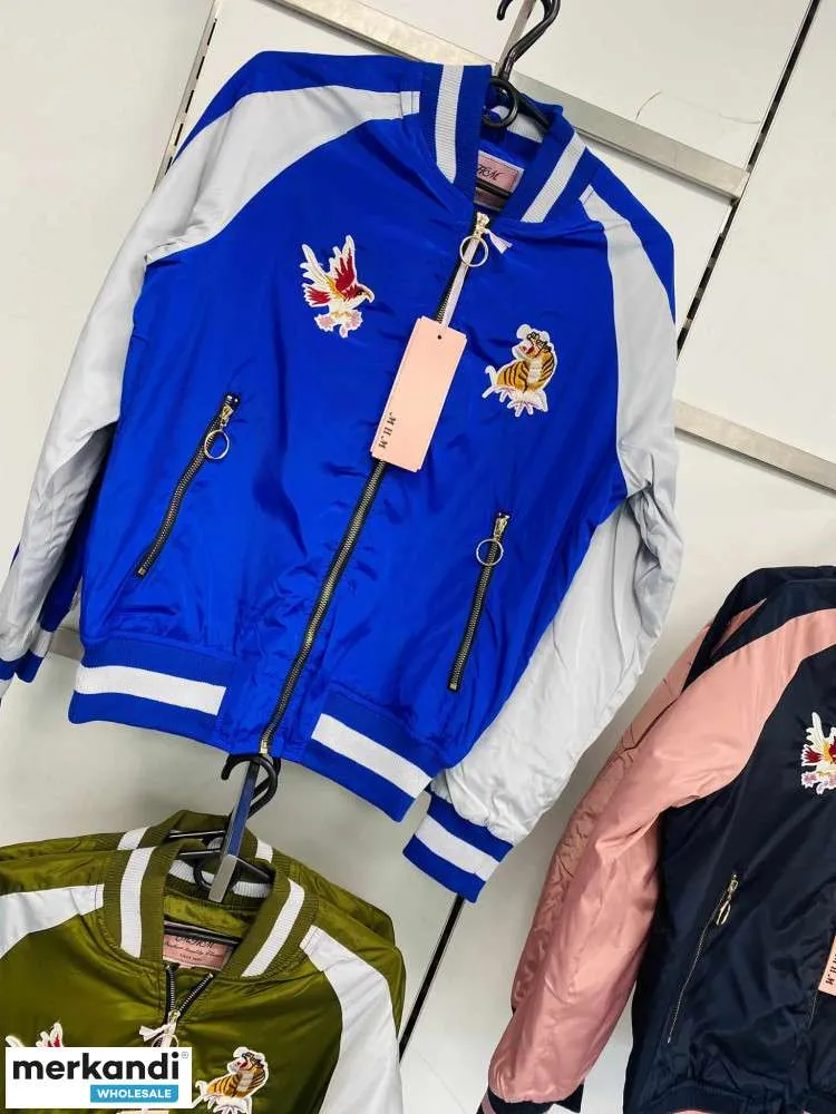 Chaqueta bomber para mujer: ¡un éxito de primavera! Parches Juveniles Femeninos