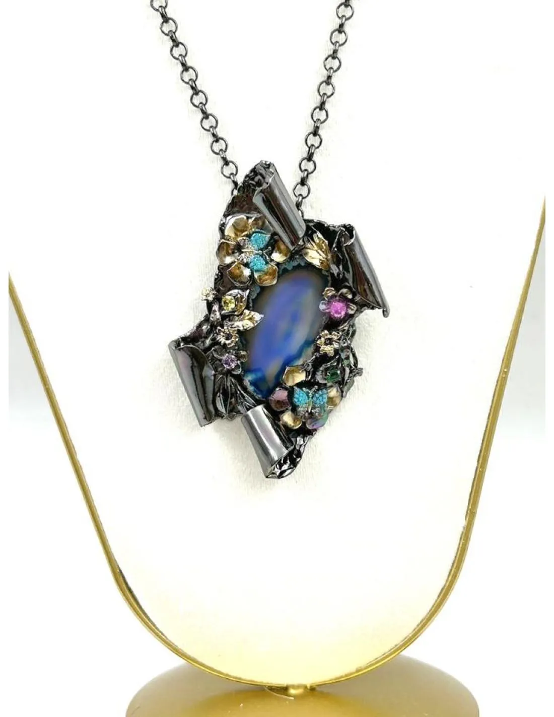 COLLARES DE PIEDRA AGATA AZUL JOYAS DE DISEÑO VANGUARDISTA