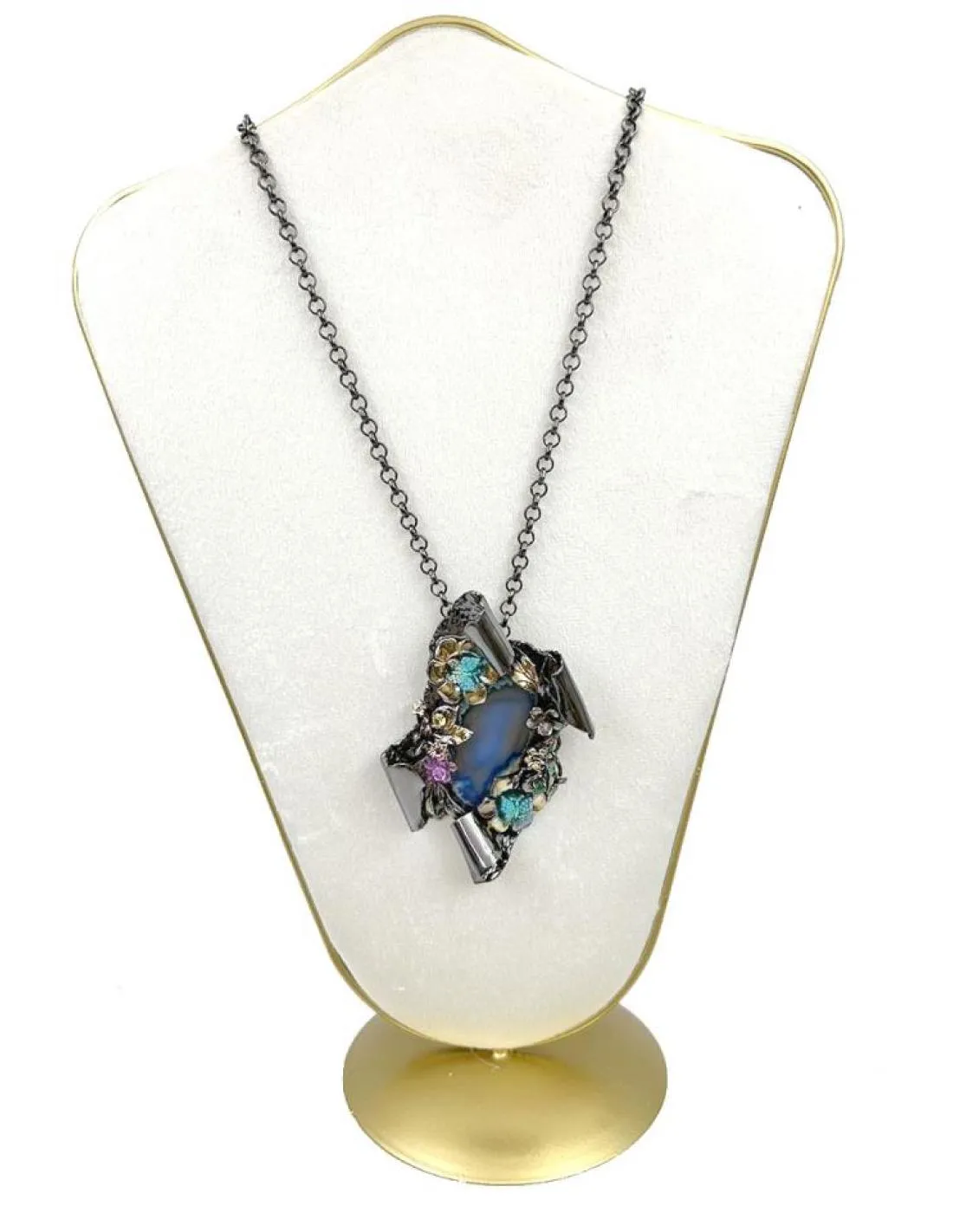 COLLARES DE PIEDRA AGATA AZUL JOYAS DE DISEÑO VANGUARDISTA