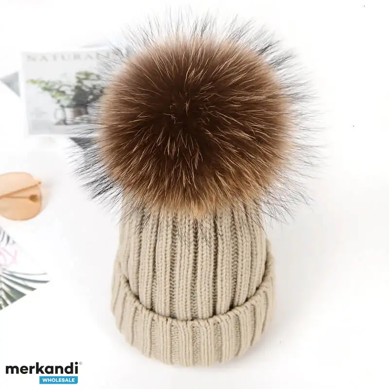 ELEVA LA MODA DE INVIERNO CON EL SOMBRERO DE PUNTO PARA MUJER TASSELLI  ¡REBAJAS DE INVIERNO!!