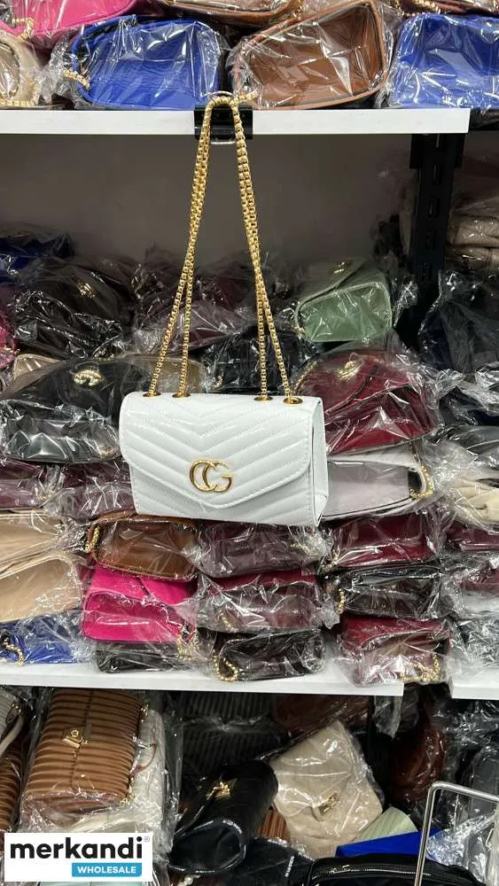 Ha llegado el momento de hacer pedidos al por mayor de bolsos de mujer turcos.