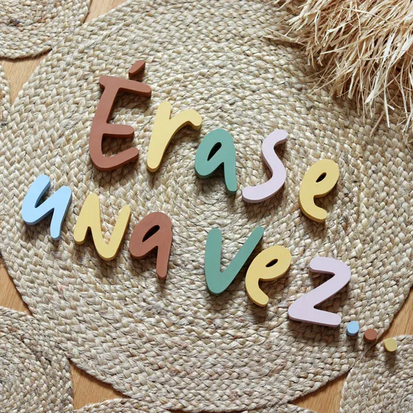 Letras de Pared – Érase Una Vez