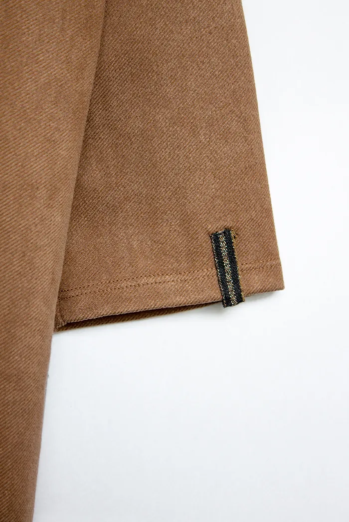Levita Camel