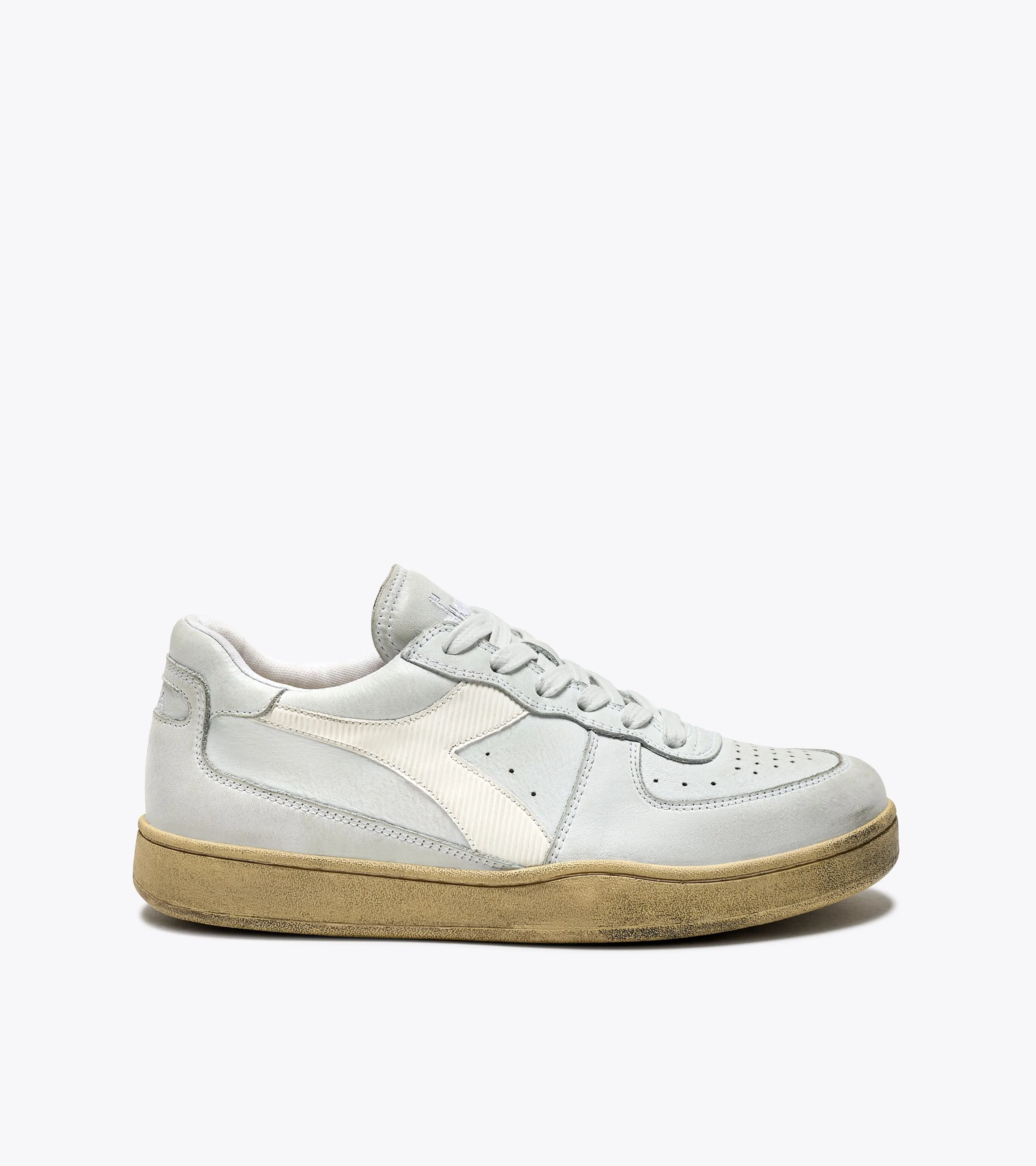 MI BASKET LOW USED ZAPATILLAS HERITAGE  GENDER NEUTRAL