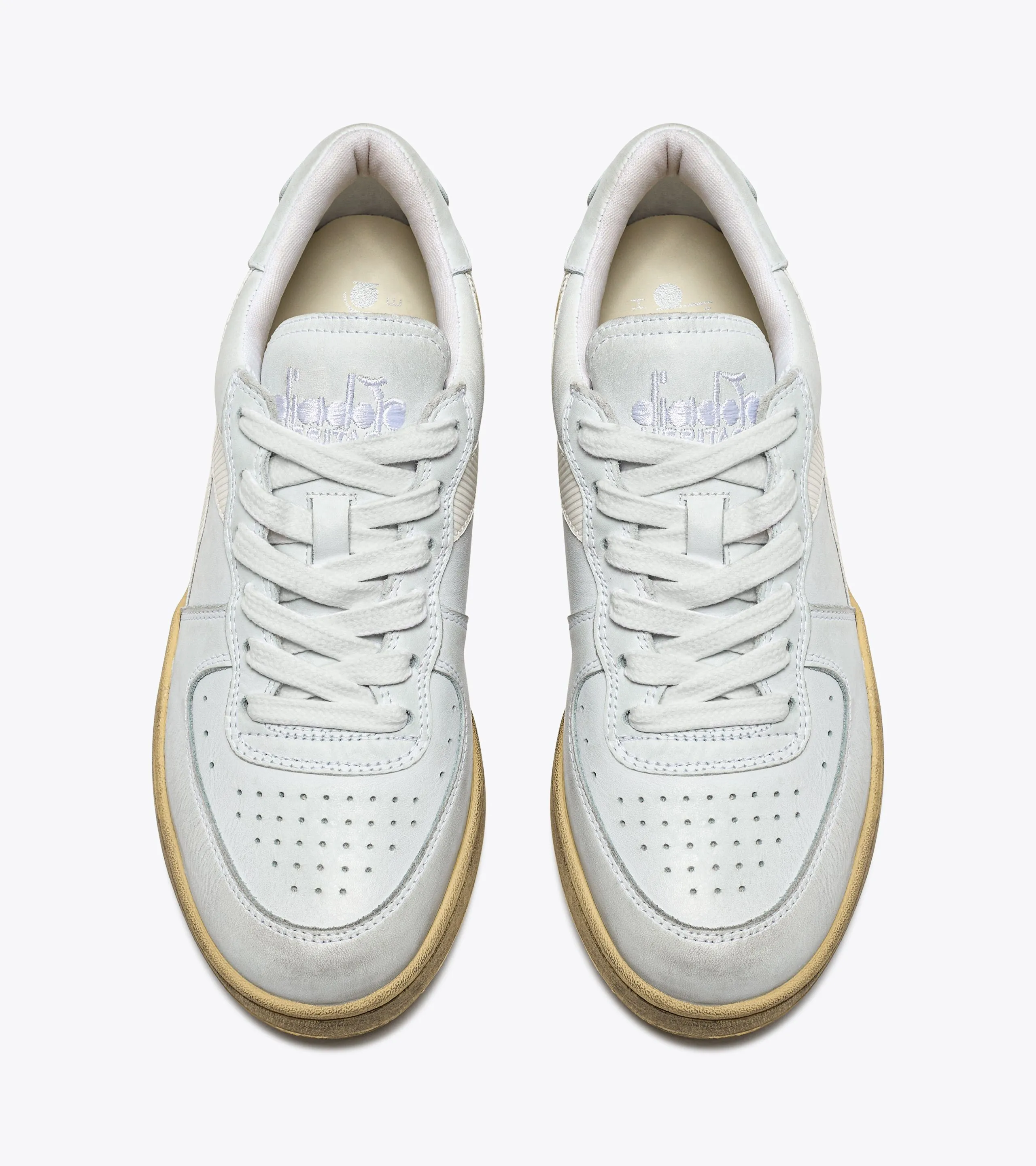 MI BASKET LOW USED ZAPATILLAS HERITAGE  GENDER NEUTRAL