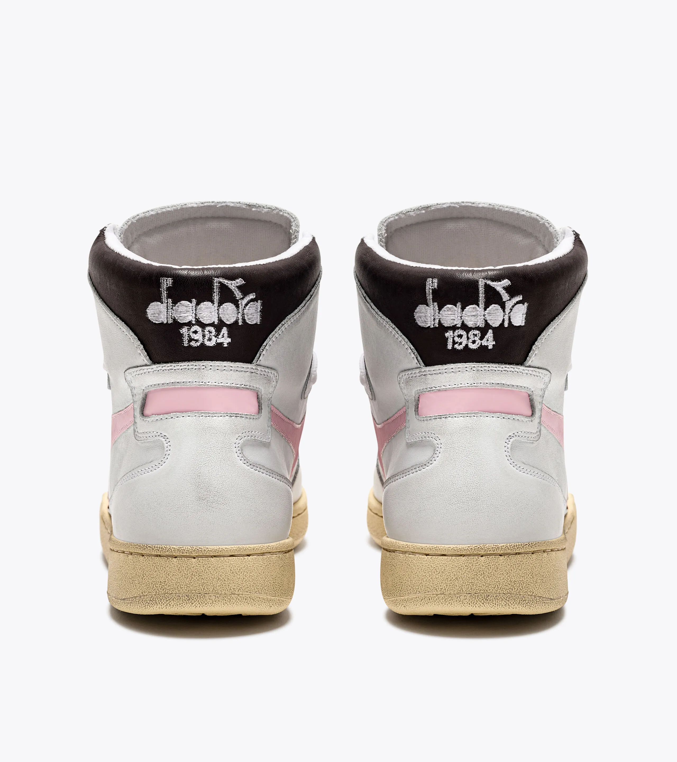 MI BASKET USED ZAPATILLAS HERITAGE  GENDER NEUTRAL