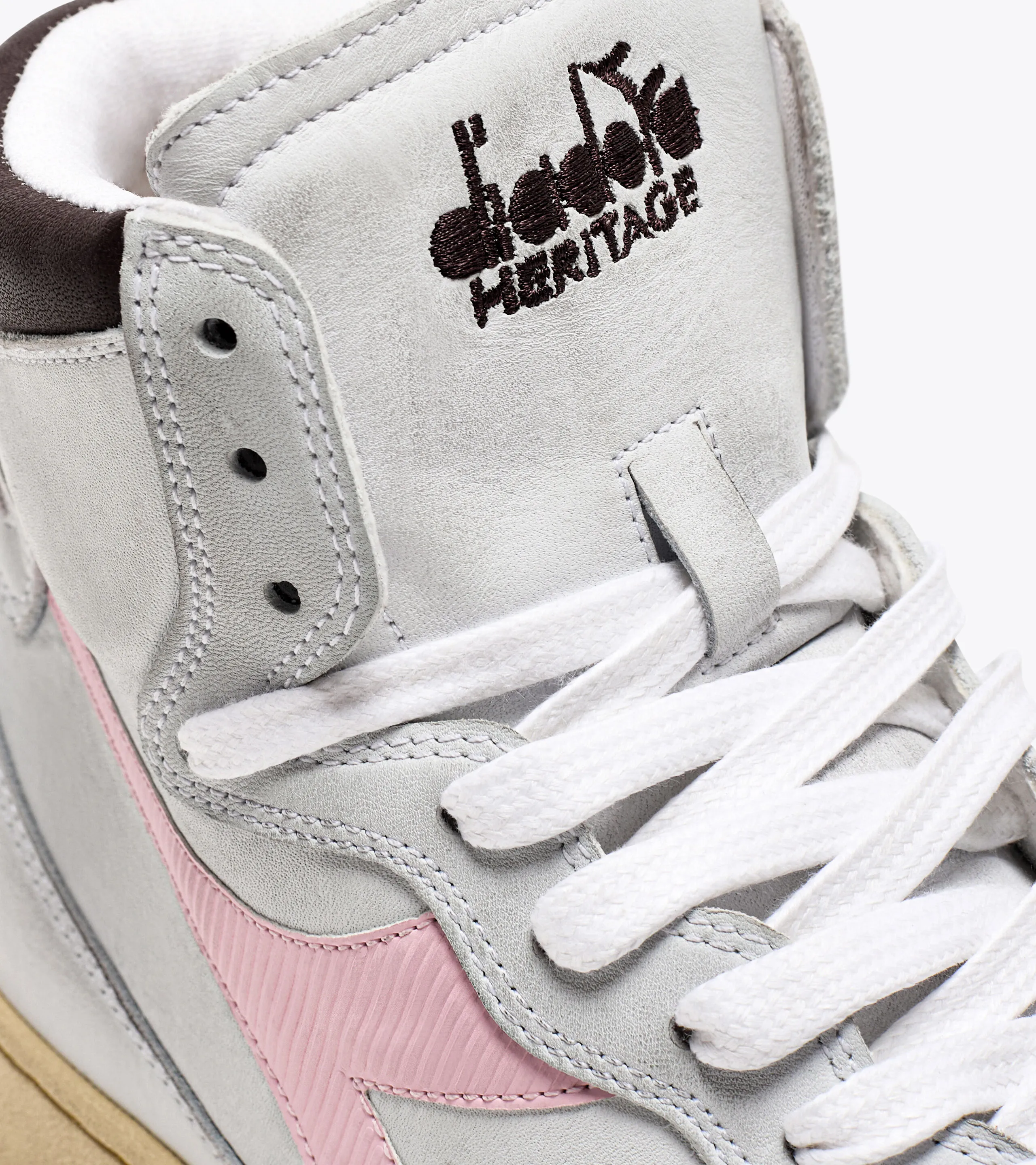 MI BASKET USED ZAPATILLAS HERITAGE  GENDER NEUTRAL
