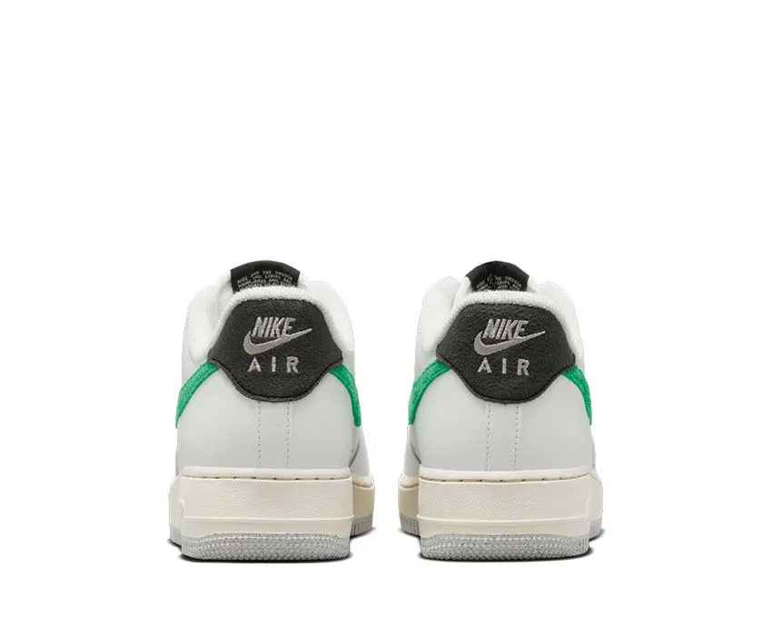 Nike Air Force 1 '07