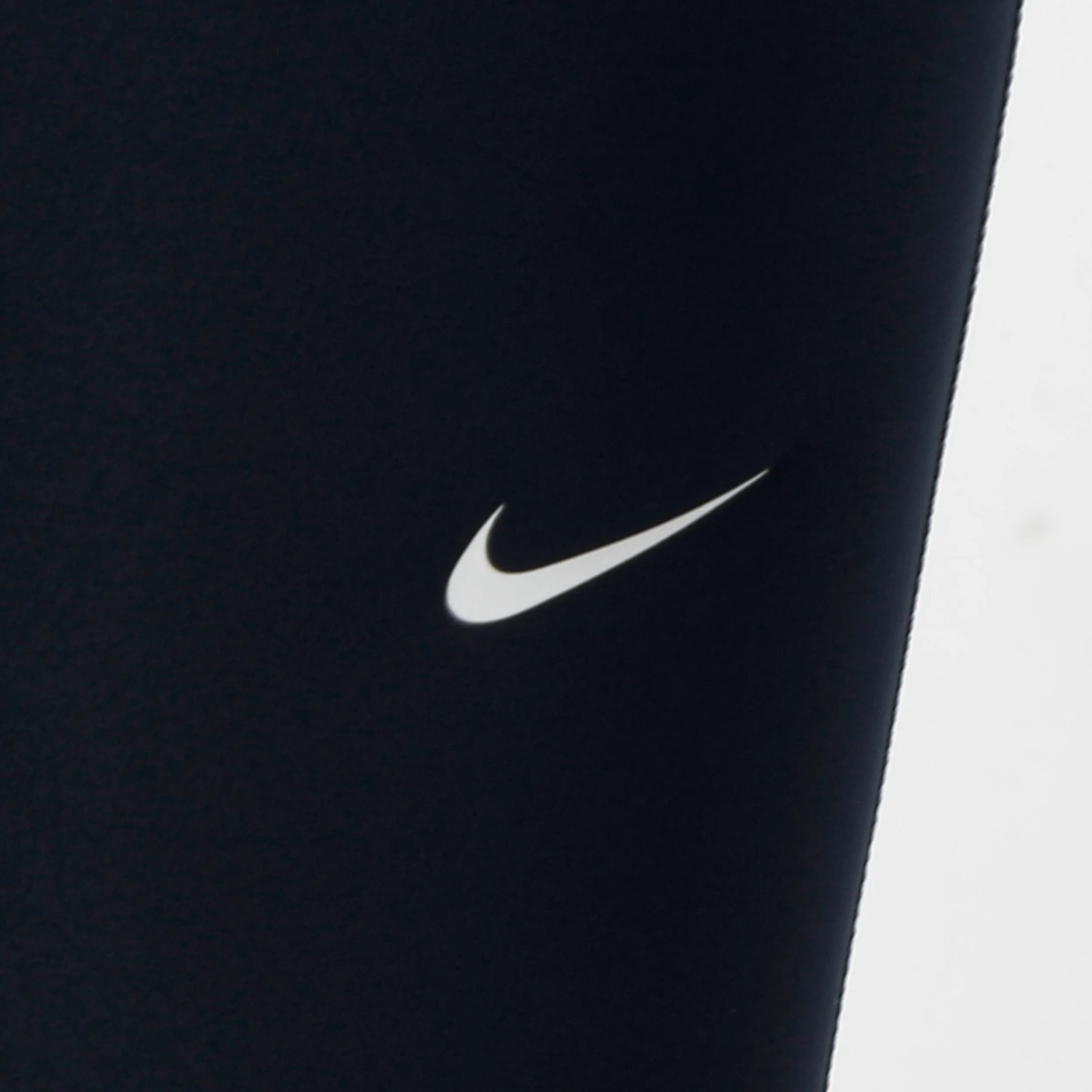 Nike Pro 365 Malla Mujeres