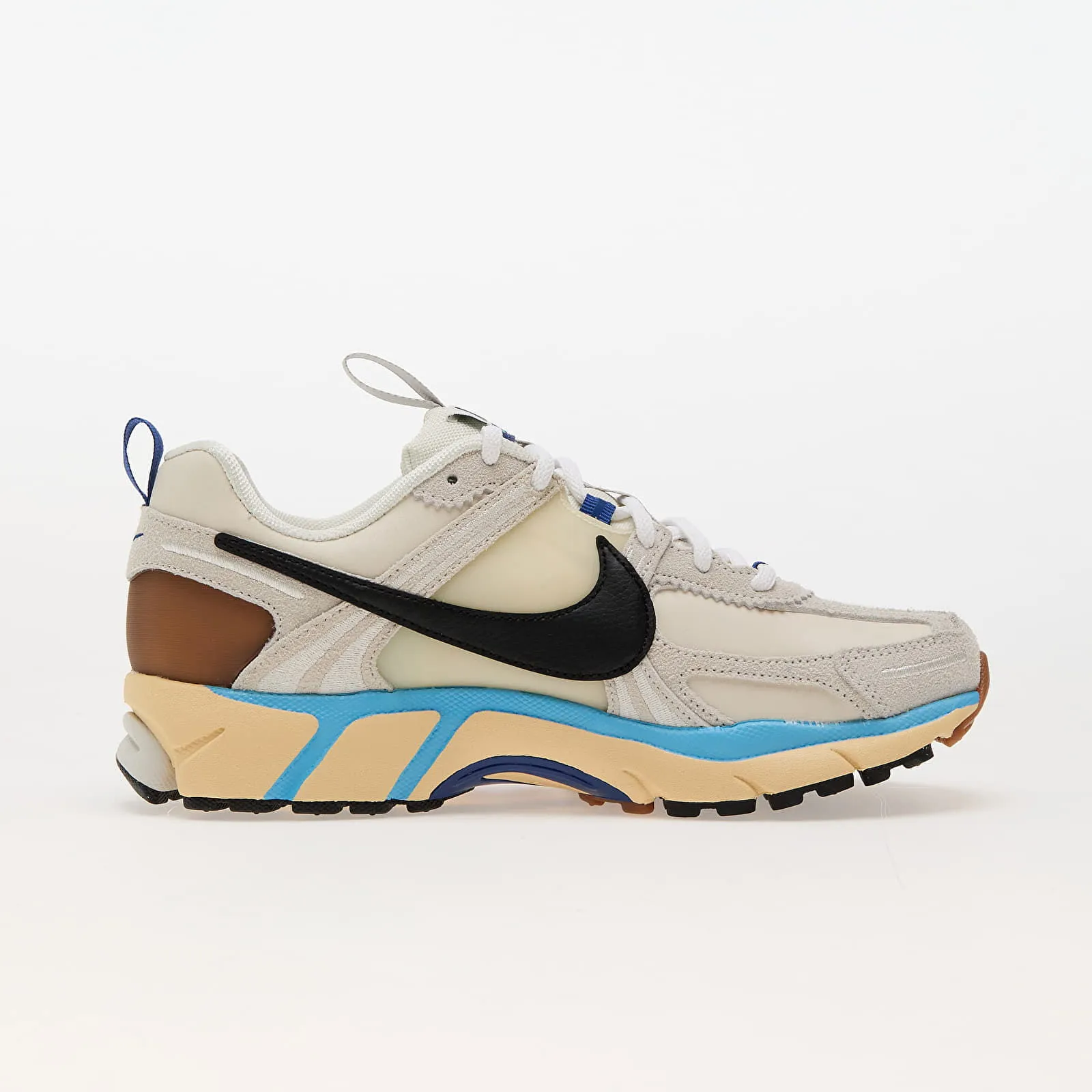 Nike Zoom Vomero 5 "Design By Japan" W