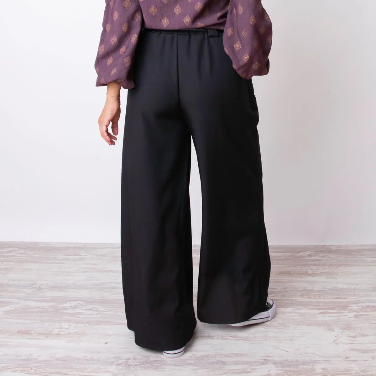 PANTALóN ANCHO CINTURóN  NEGRO