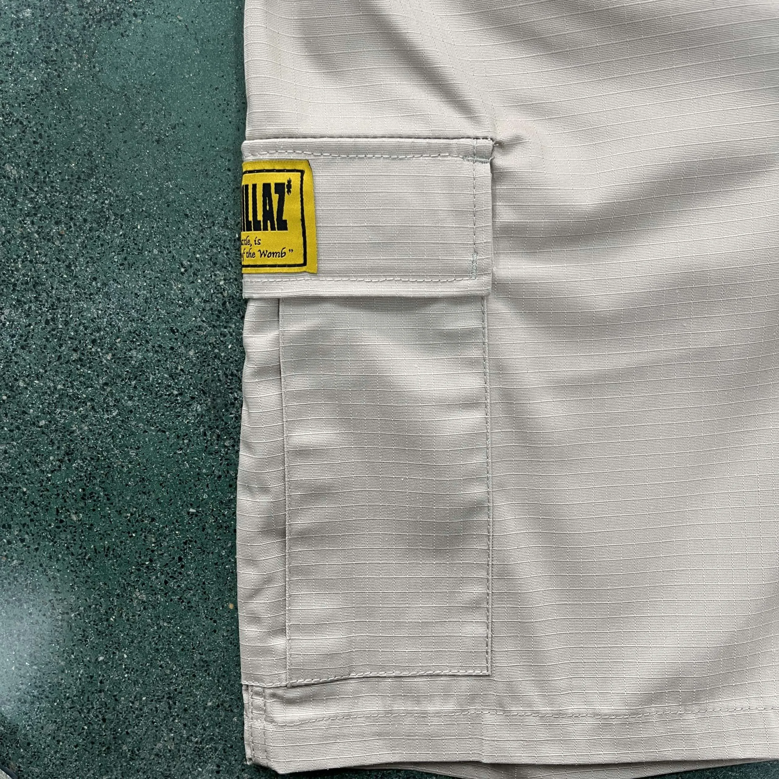 Pantalón Corto Corteiz Beige Summer Season 2023