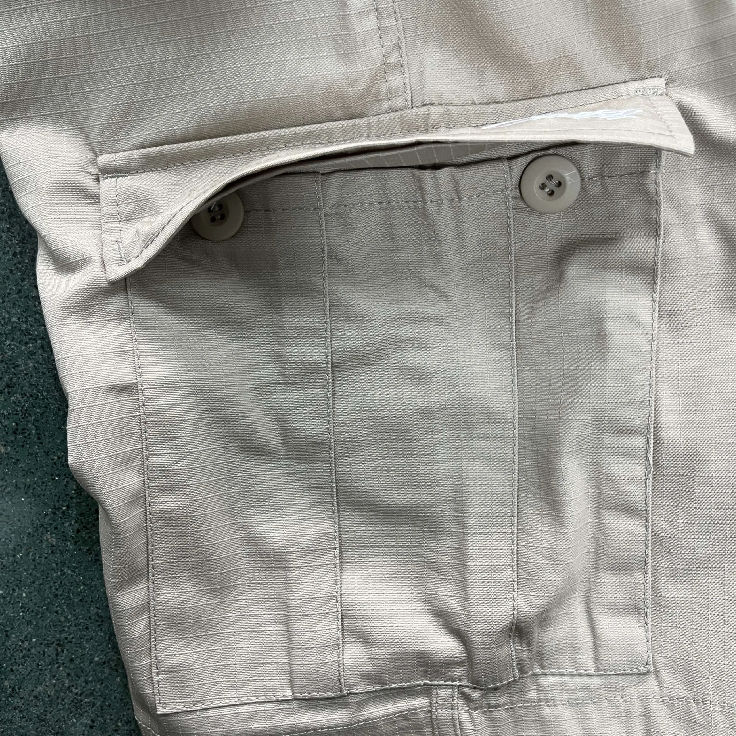 Pantalón Corto Corteiz Beige Summer Season 2023