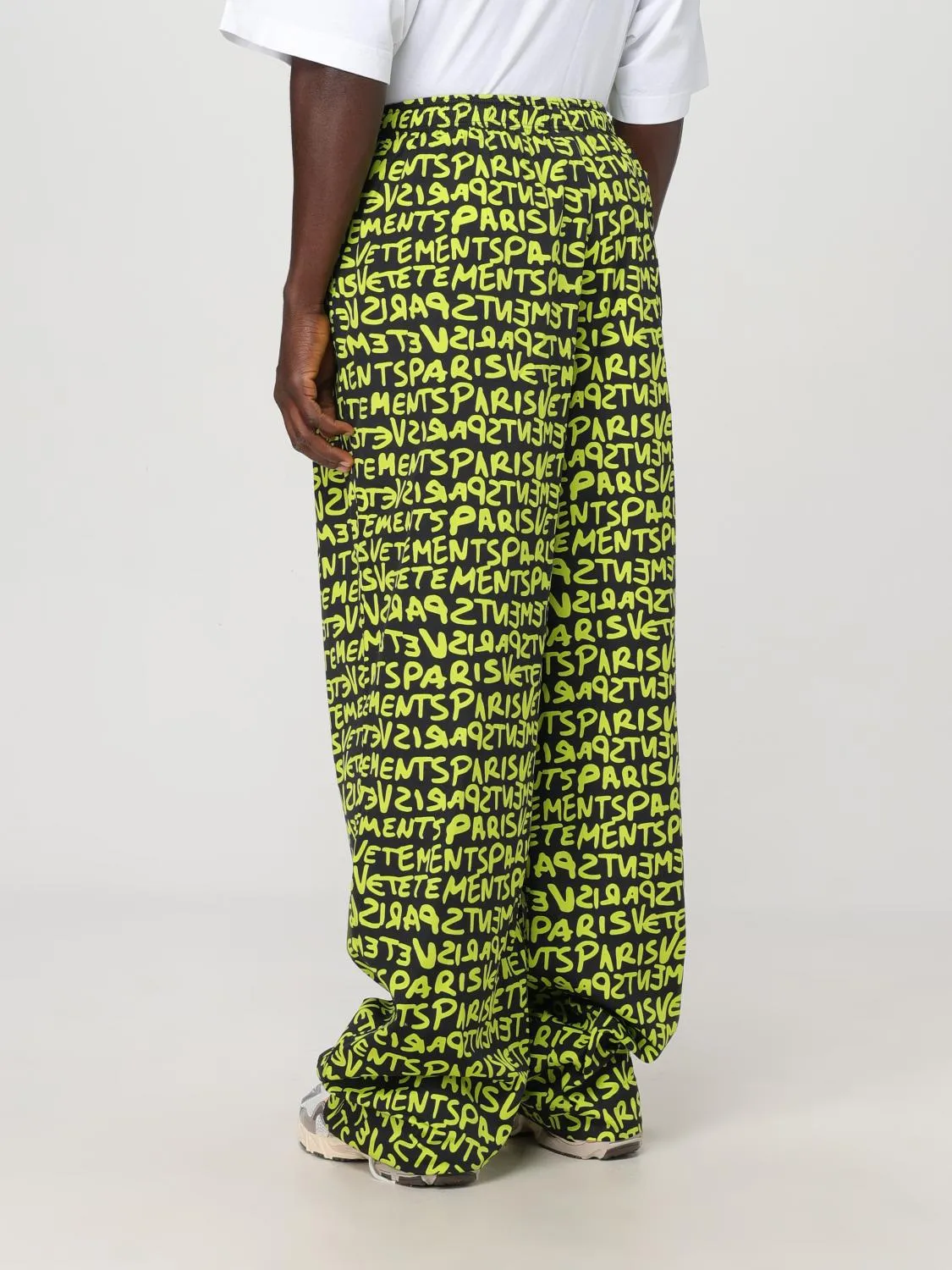 Pantalón hombre Vetements