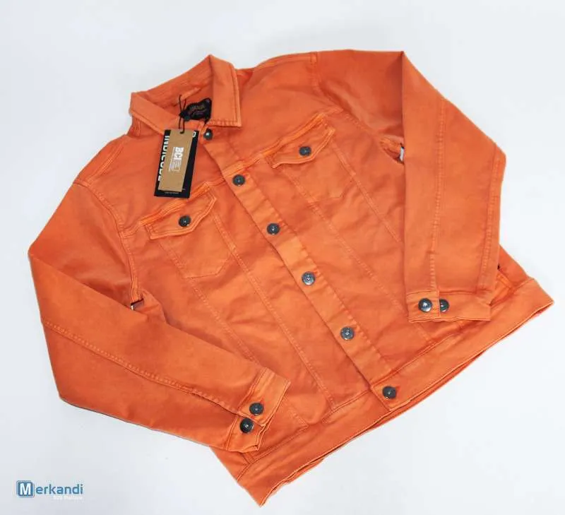 PAQUETE DE ROPA MIXTA PARA HOMBRE INDICODE PARA LA TEMPORADA PRIMAVERAVERANO | SURTIDO DE 1819 KG