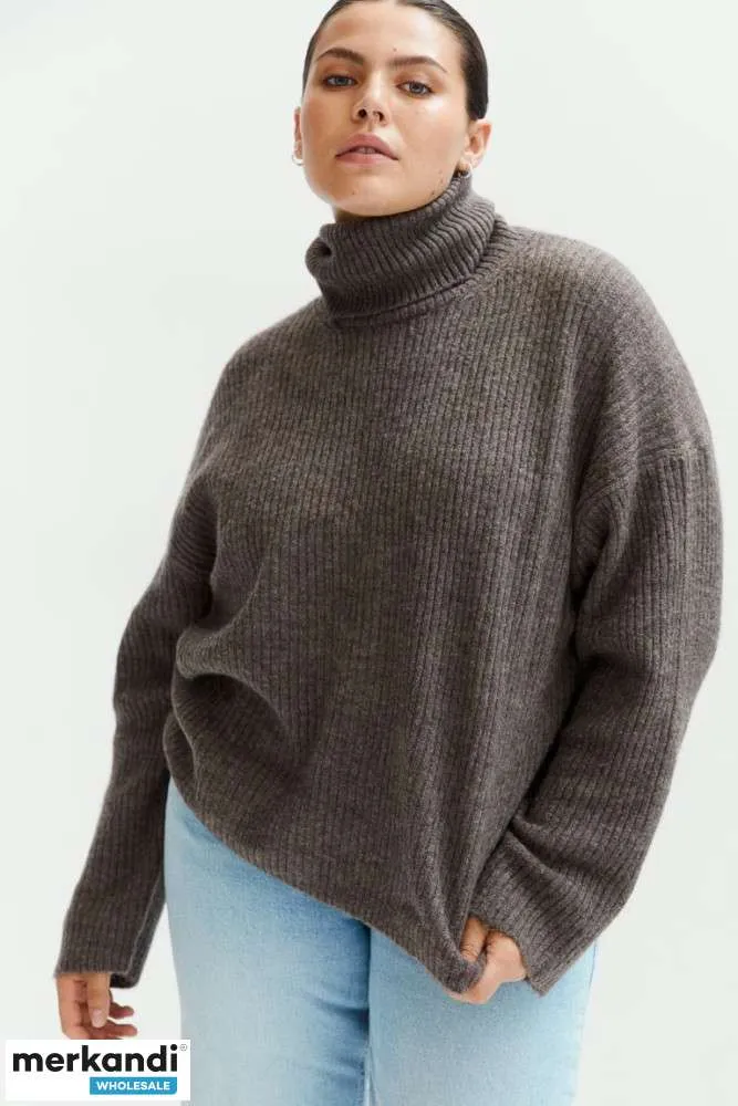 PAQUETE MULTITEMPORADA DE GRADO A DE H&M PARA MUJERES Y NIñOS  ROPA VARIADA