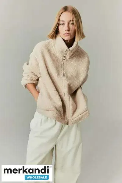 PAQUETE MULTITEMPORADA DE GRADO A DE H&M PARA MUJERES Y NIñOS  ROPA VARIADA