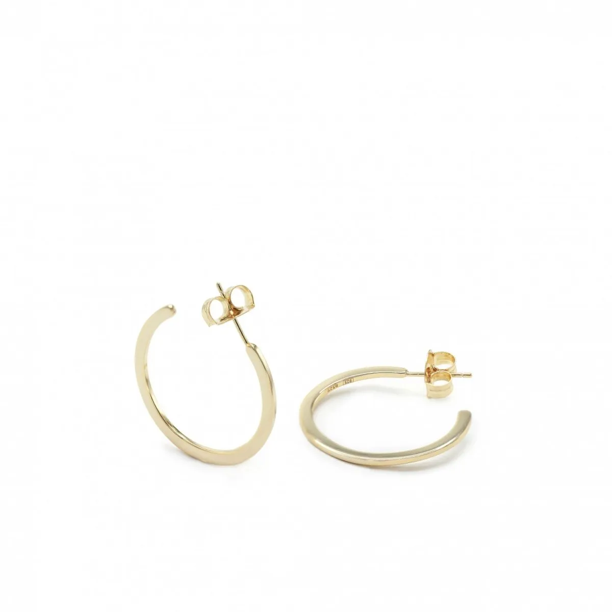 Pendientes aro de plata baada en oro diseo clásico y elegante