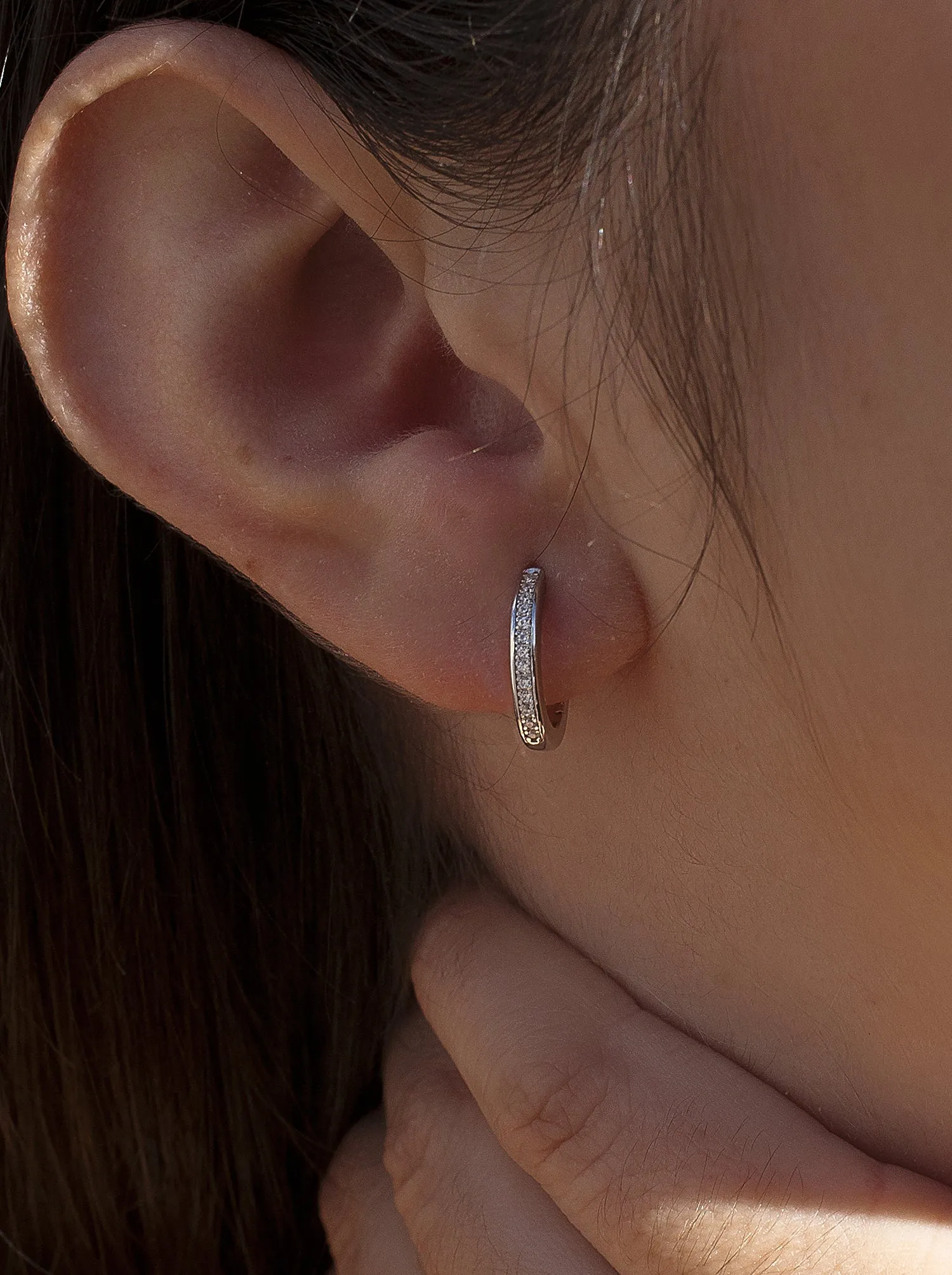 Pendientes aro de plata diseo mini con circonitas