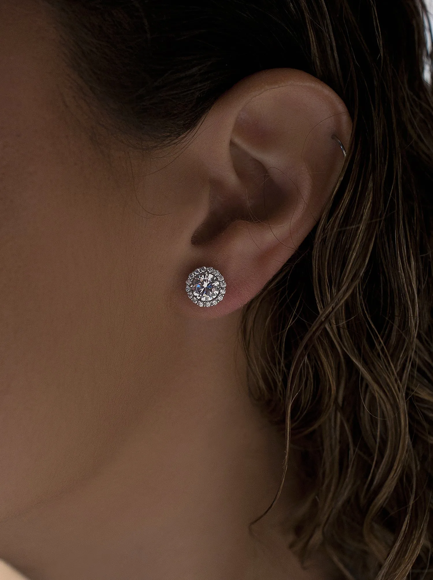 Pendientes brillantes pequeos con circonitas