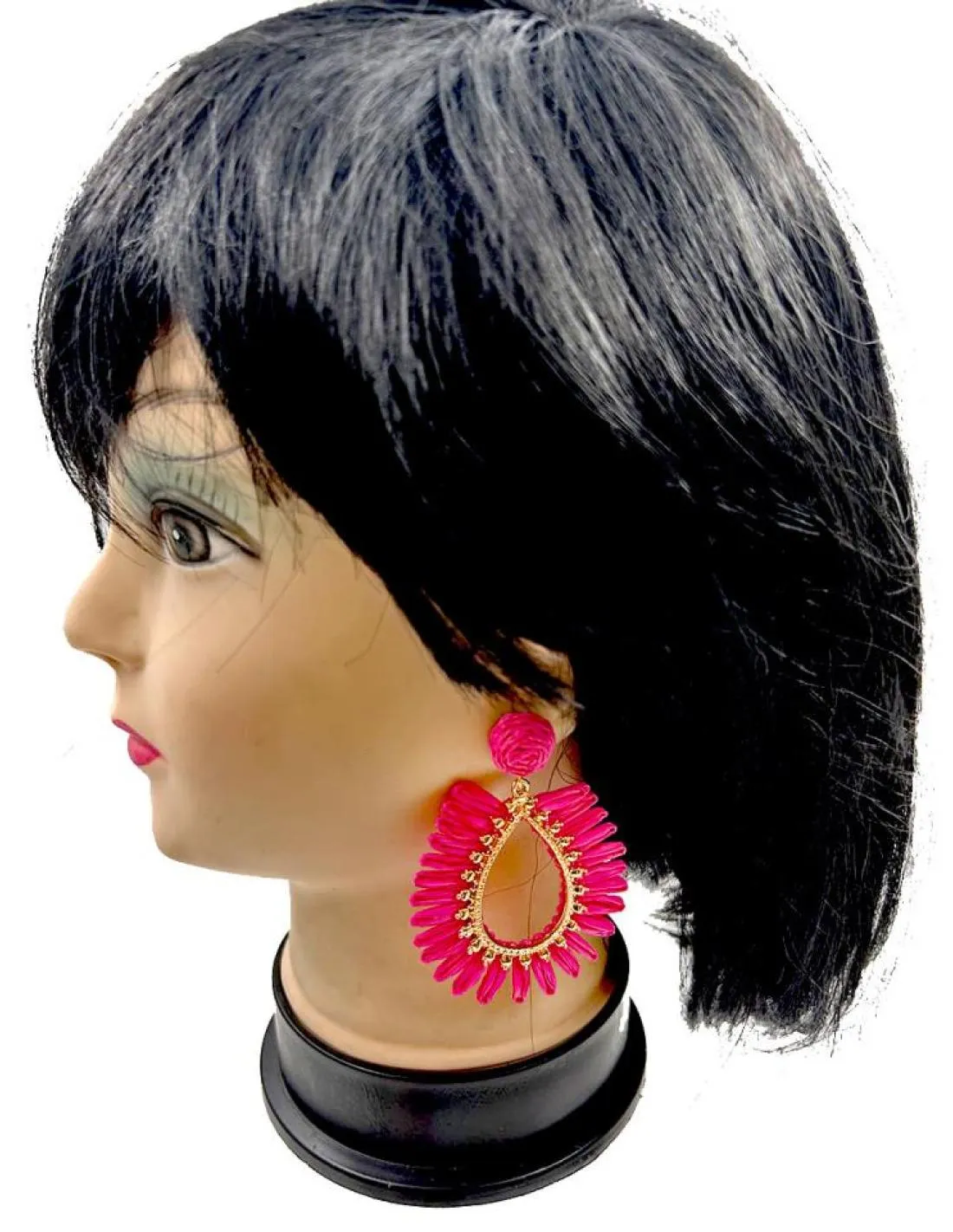 PENDIENTES MUJER FUCSIAS RAFIA PARA EL VERANO