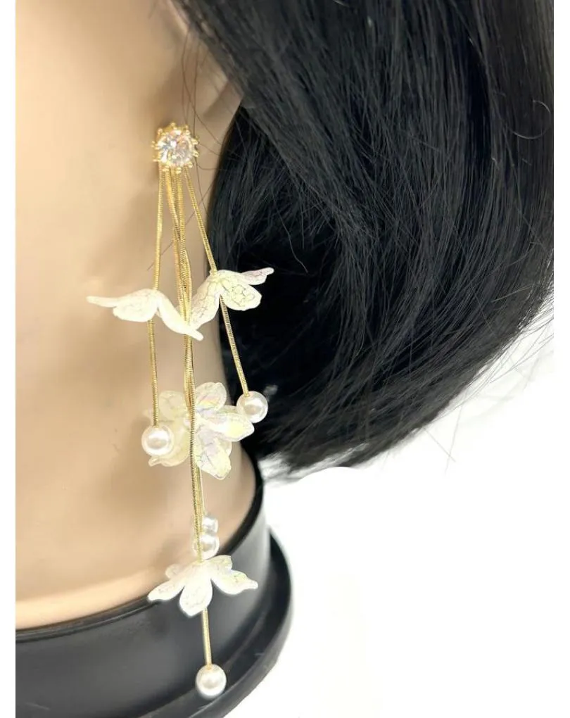 PENDIENTES MUJER LARGOS PARA BODA DE VERANO CON FLORES BLANCAS