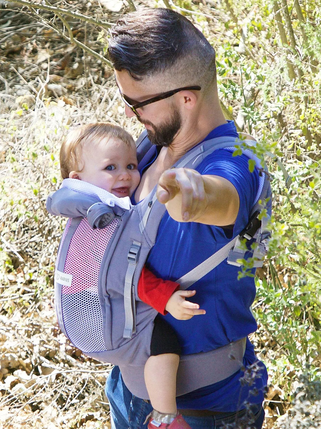 Portabebé Physio Carrier LOVE RADIUS by JE PORTE MON BEBE