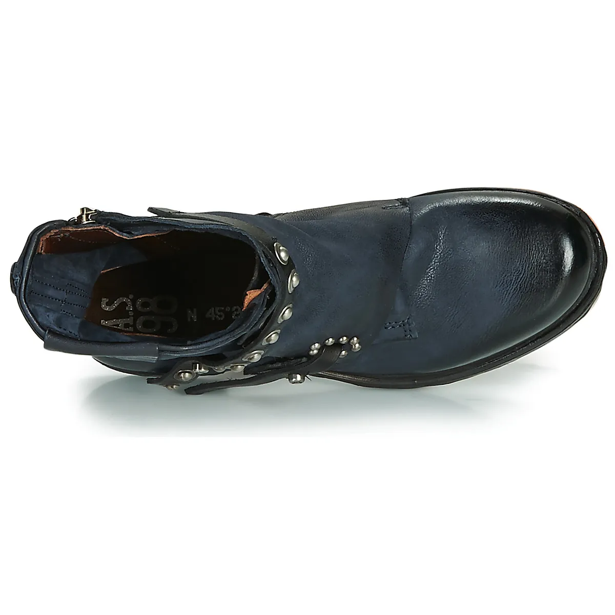 SAINT EC RIVET
