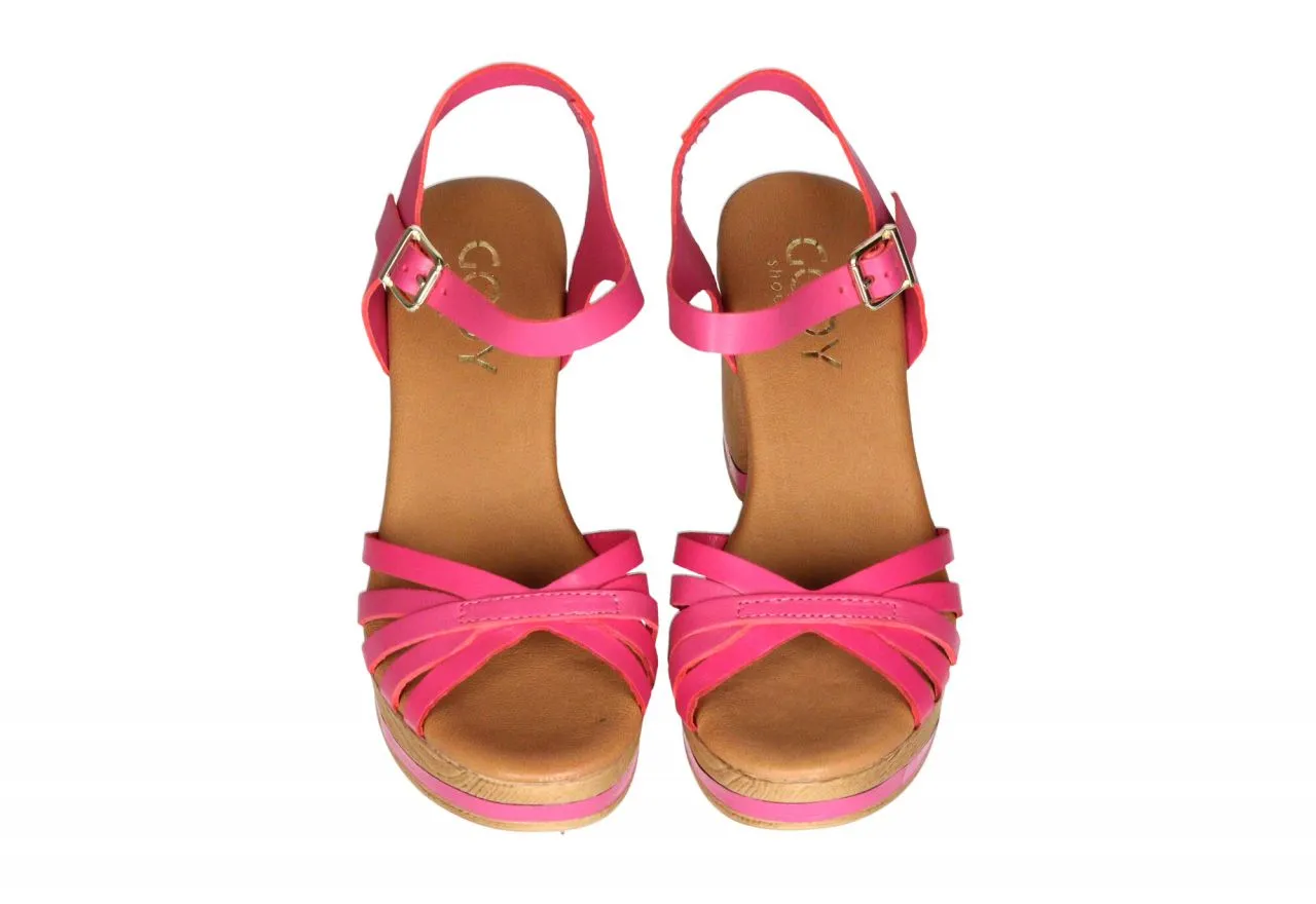 Sandalia Piel Fucsia Pala Tiras Con Pulsera Tacón Alto